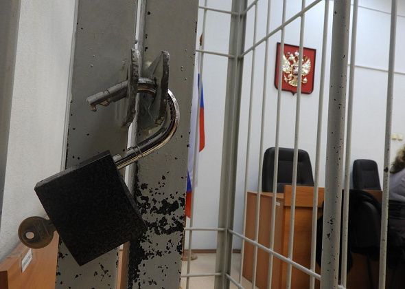 Карпинский суд отправил серовчанина в исправительную колонию за покупку и хранение наркотиков