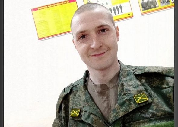 В Карпинске простились с погибшим на СВО Кириллом Сурду
