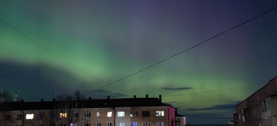 Для тех, кто все проспал: фото северного сияния, которое раскинулось над Карпинском сегодня ночью