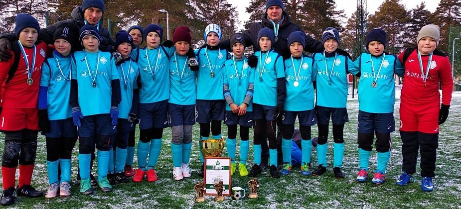 Карпинские футболисты стали “серебряными” призерами областного первенства