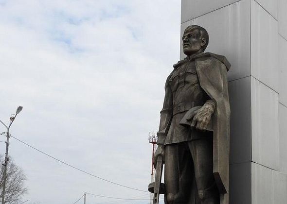 Тендер на помывку и покраску памятников вновь никого не заинтересовал