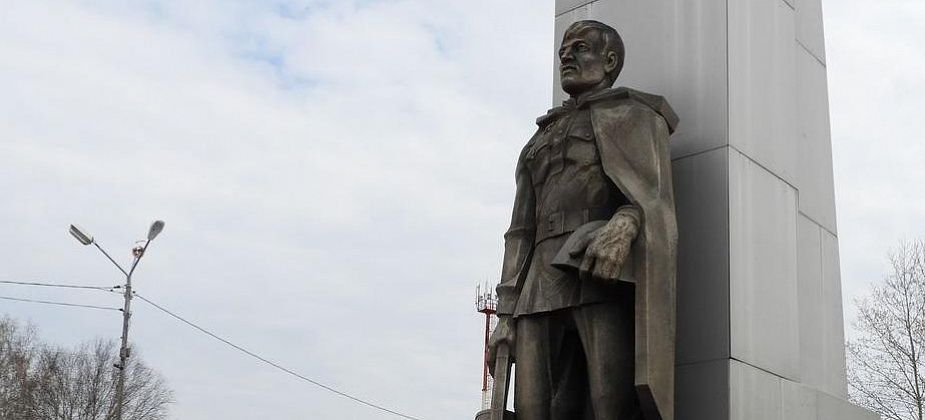 Тендер на помывку и покраску памятников вновь никого не заинтересовал