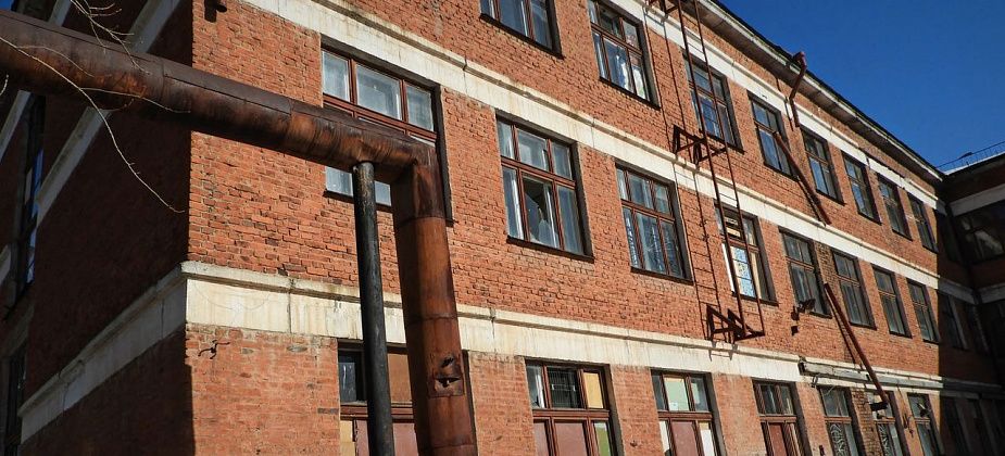 Здание бывшей школы №38 планируется отремонтировать и вернуть туда образовательный процесс