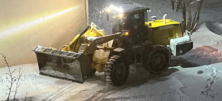 Карпинск расчищает всего шесть единиц техники
