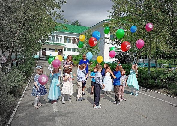 В Карпинске родителям запретили присутствовать на выпускных в детских садах