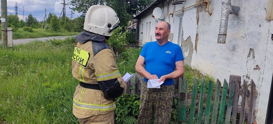 Пожарные призывают хозяев частных домов уже начинать готовиться к отопительному сезону