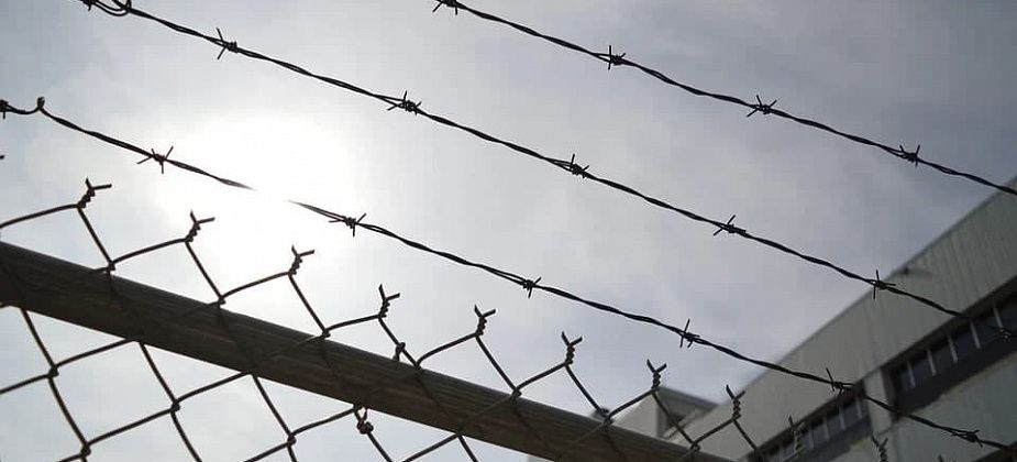 Горожанин отправился в тюрьму строгого режима за то, что пришел в гости и избил хозяина квартиры