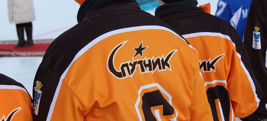 Самые маленькие хоккеисты Карпинска сыграют в Первоуральске