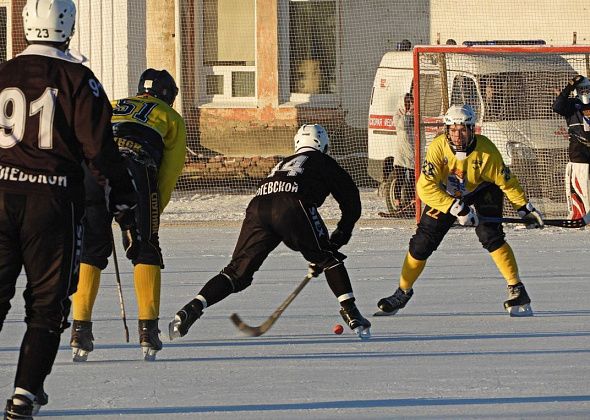 Завтра взрослый «Спутник» встретится со своим принципиальным соперником на его территории