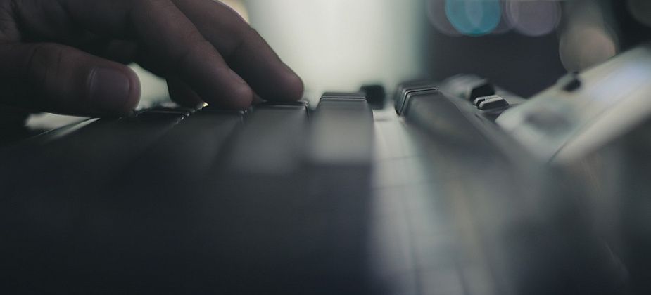 УКХ закупает для администрации компьютерную технику