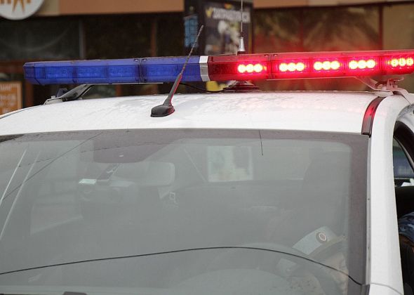 Водителя грузовика, чинившего колесо под Волчанском, сбил автомобиль