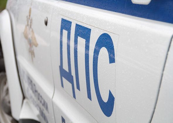 «Едем так, как ехали»: в Карпинске молодого водителя ВАЗ-2113 арестовали за тонировку