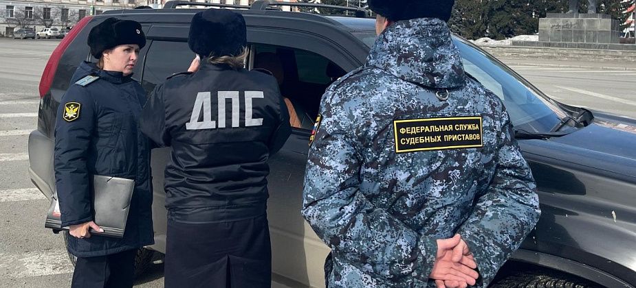 Сотрудники ГАИ привлекли к ответственности два десятка водителей-должников