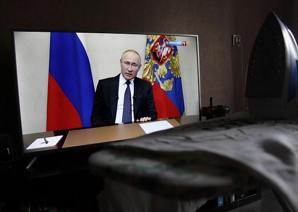 Критический разбор обращения Путина, которое он сделал в связи с распространением коронавируса в стране 