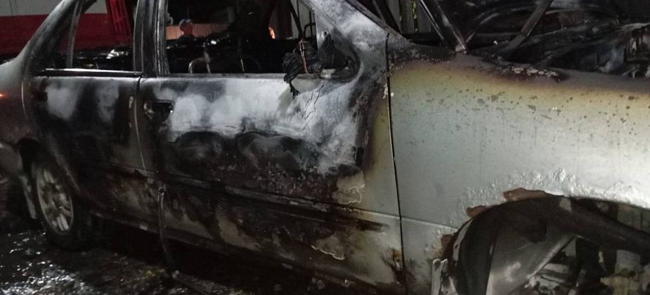 На улице Клубной сгорела японская иномарка