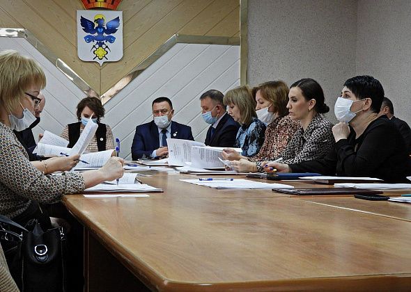 ЛДПР предложила карпинским депутатам переименовать одну из городских улиц в улицу Жириновского