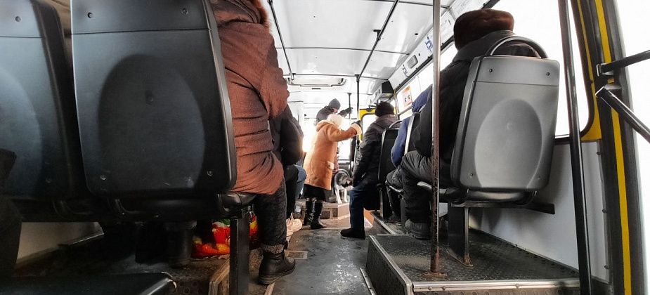 Волчанского перевозчика судят за коррупцию