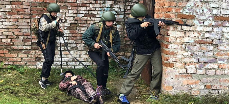 В Карпинске состоялись окружные соревнования по тактической медицине