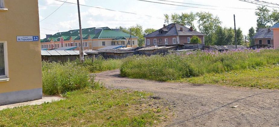 Определены сроки строительства сараев на Максима Горького