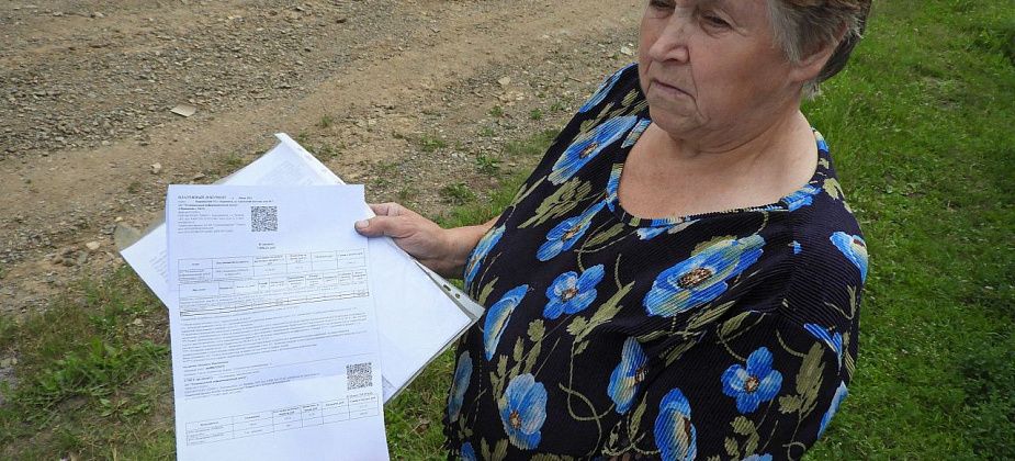 За что платить на краю окраины? Жильцы улицы Уральский поселок возмущены начислениями за вывоз мусора