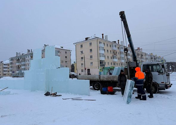 «Не переживайте, городок будет готов вовремя»: сегодня началось строительство ледового городка