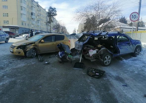 В Карпинске ищут очевидцев аварии на перекрестке Некрасова-Карпинского