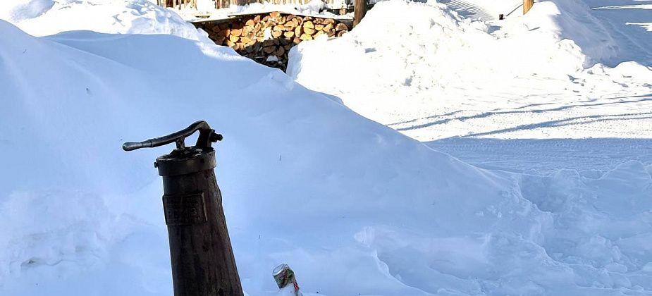 Жители улицы Горняков жалуются, что у них с прошлых выходных не работает колонка