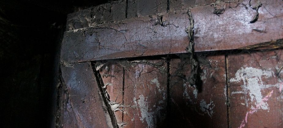 В Карпинске горел частный дом. Пожарные обнаружили труп