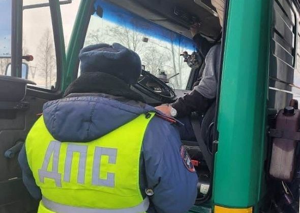 Сотрудники ГАИ проведут рейды по большегрузам