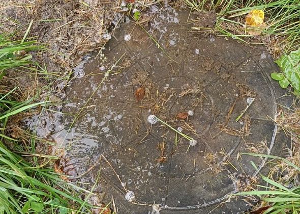 На Лермонтова коммунальщики откачали воду из затопленных колодцев