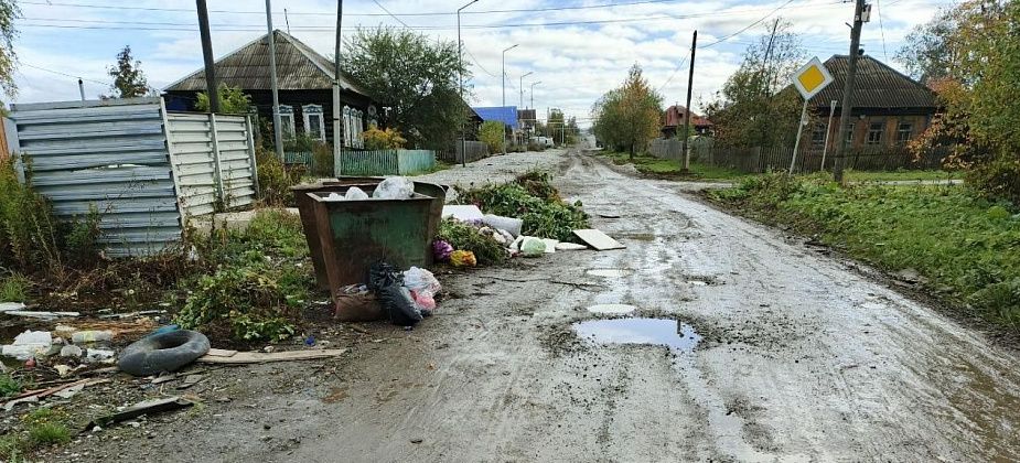 Директор «УКХ» прокомментировал жалобы по состоянию контейнерной площадки по Пролетарской