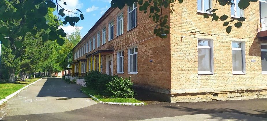 Некоторые родители воспитанников карпинского детсада пожаловались на работу учреждения 