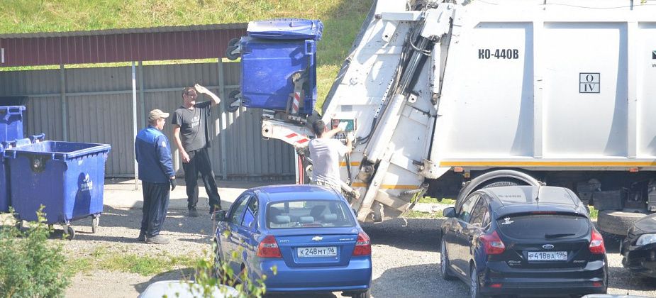 Вывоз мусора из Карпинска и других городов может обойтись «Рифею» в треть миллиарда рублей