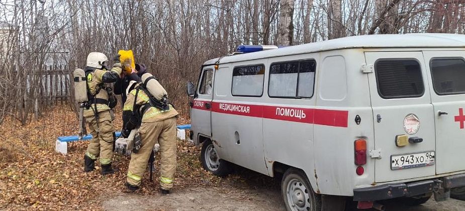 В инфекционном отделении больницы провели тренировку по тушению условного пожара