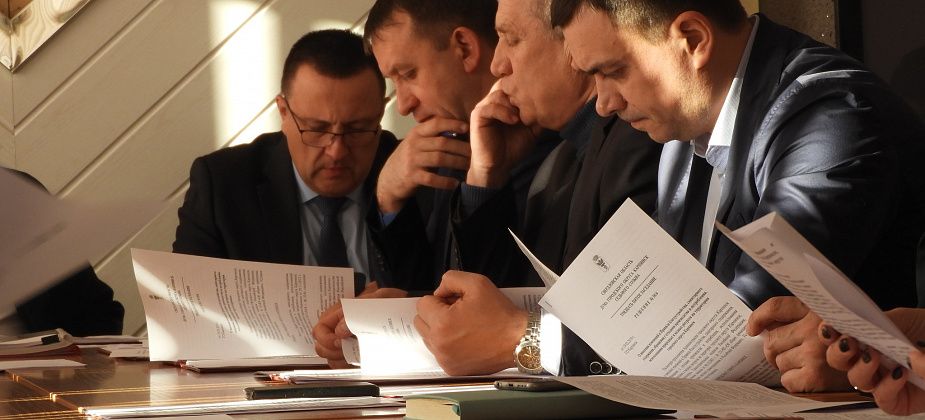 Карпинская Дума лишилась третьего депутата