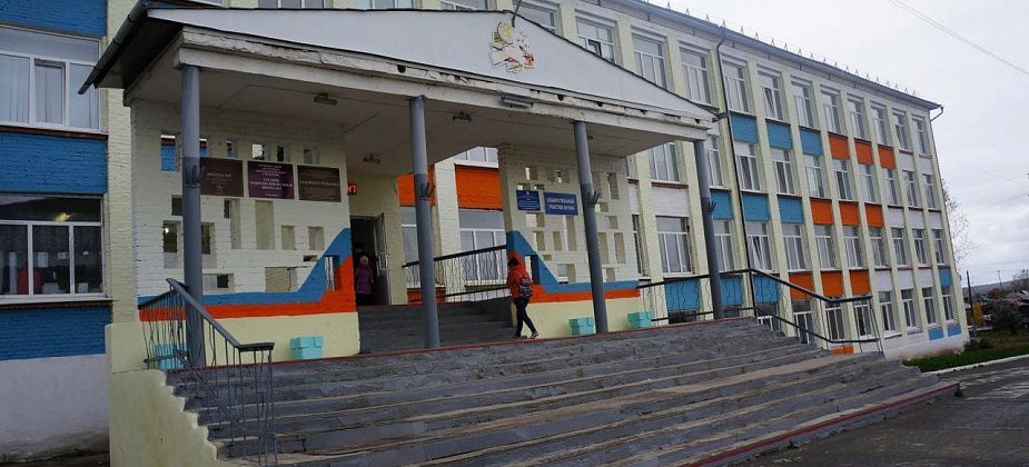 Классы и группы в детских учреждениях Карпинска начали закрывать на карантин по ОРВИ