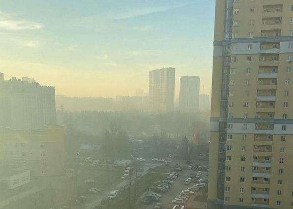 Екатеринбург затянул едкий смог