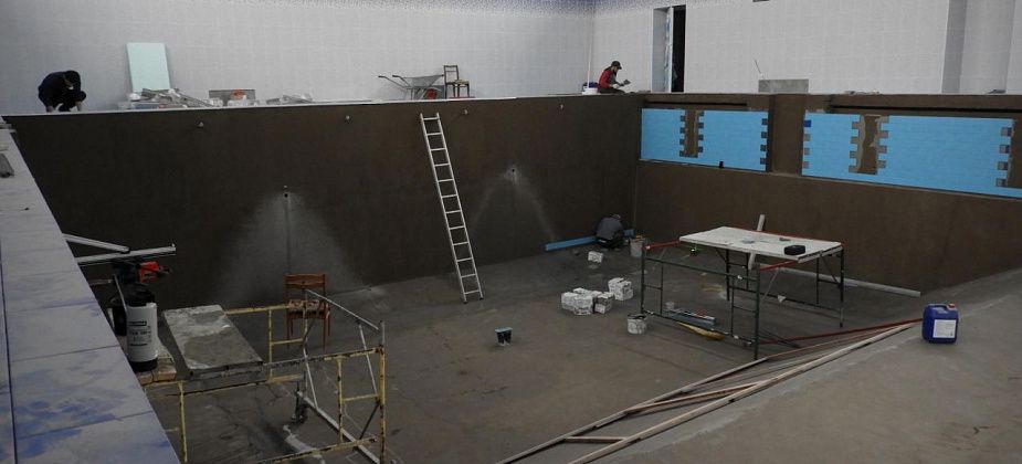 Еще не готово. Подрядчик пояснил, почему бассейн не отремонтирован к началу учебного года