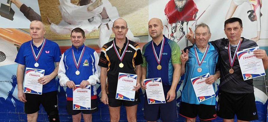 В ФОКе прошел новогодний турнир по настольному теннису