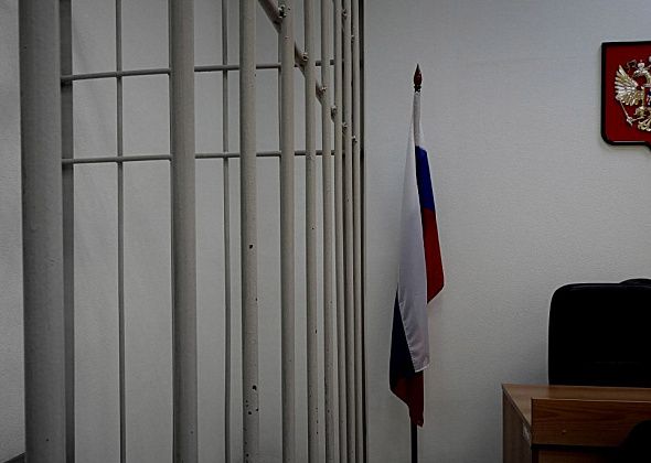 “Избивал металлическим совком”. В Карпинске осужден пенсионер за истязания и убийство своей сожительницы