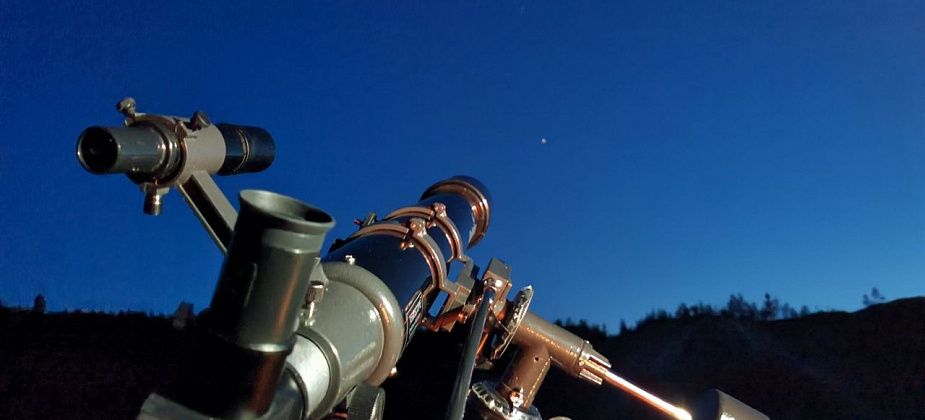В январе на ночном небе будет виден полет МКС, в феврале - парад планет